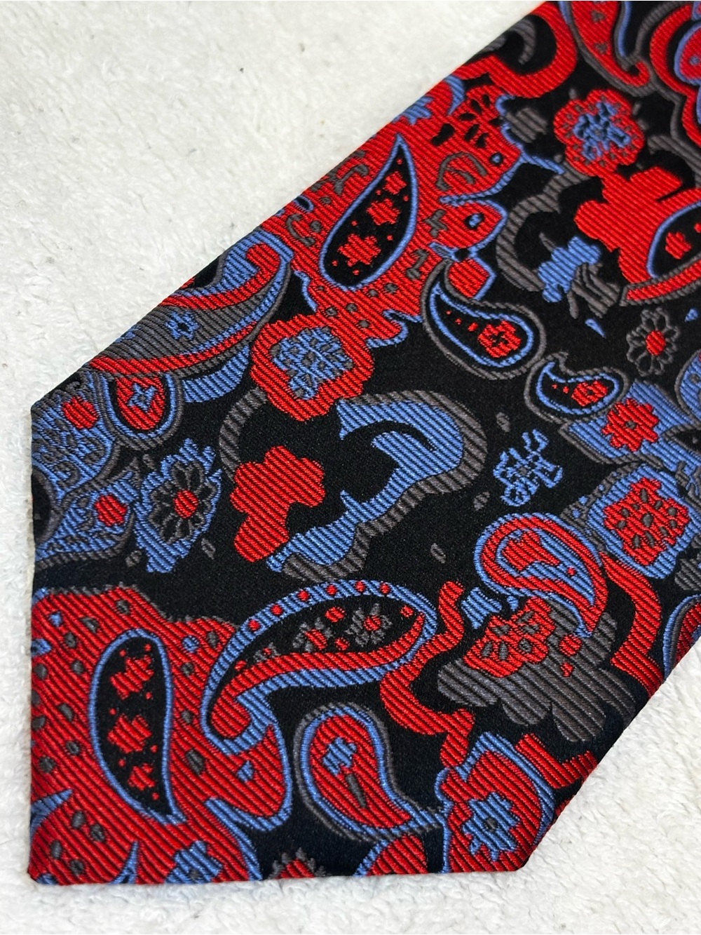 Brand New High Quality Designer Tie By Paul Malone Of Palm Beach